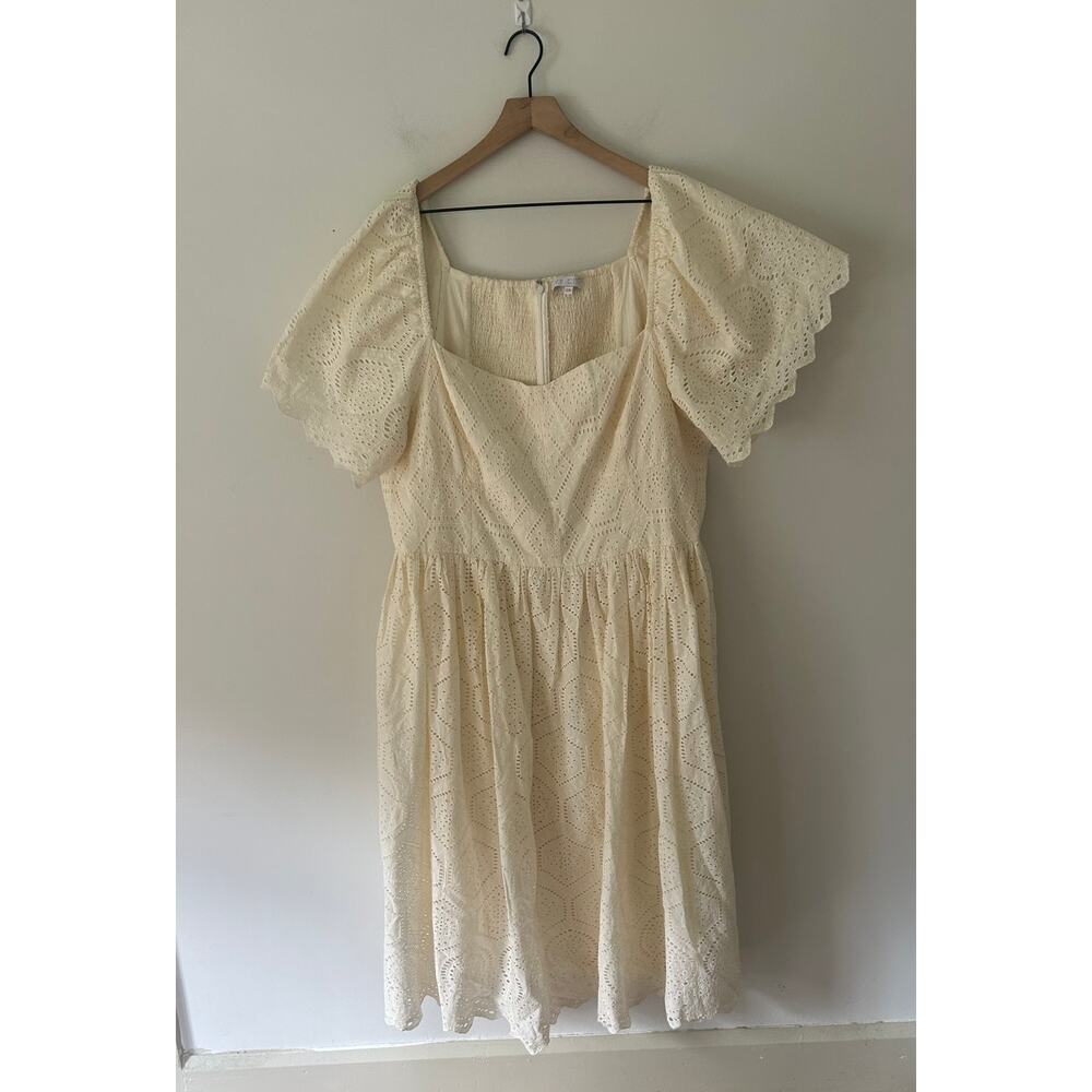 Ivy City Co Cream Eyelet Midi Dress
